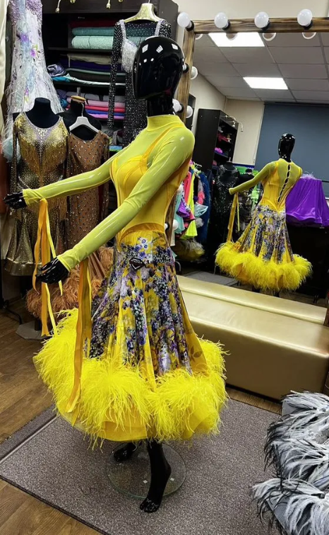 Бальное платье 